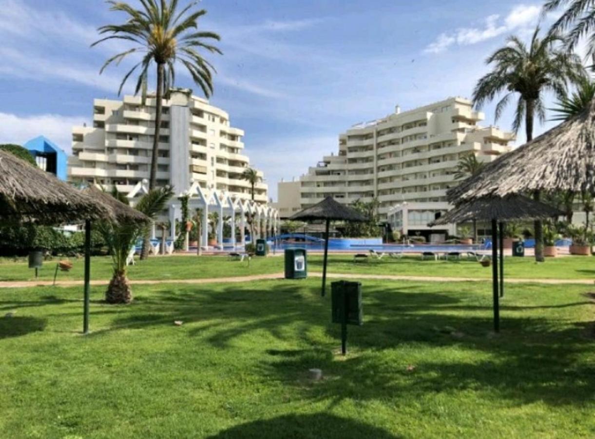 Benalbeach Holidays Benalmadena Exterior photo