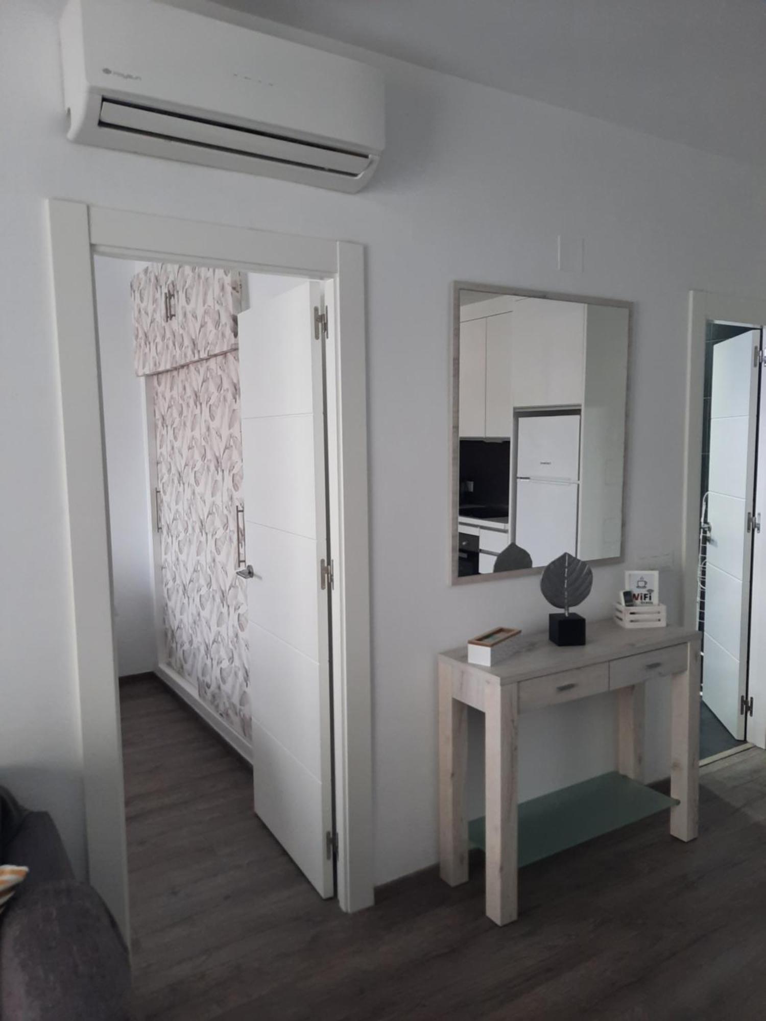 Benalbeach Holidays Benalmadena Room photo